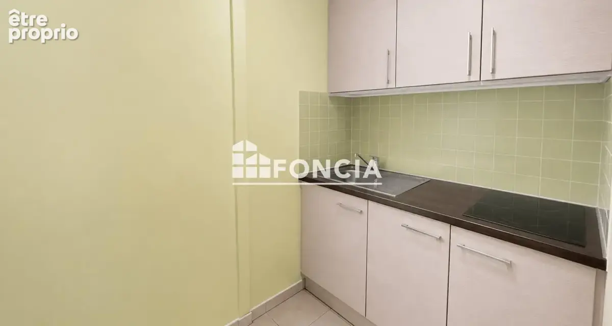 Studio de 28 m² avec parking couvert – Proche Faculté de Droit - photo 2