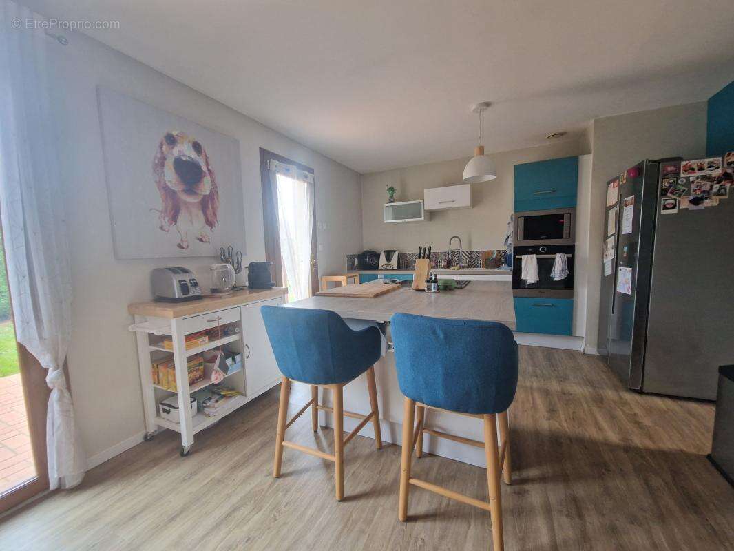 Maison à MONTFORT-LE-GESNOIS