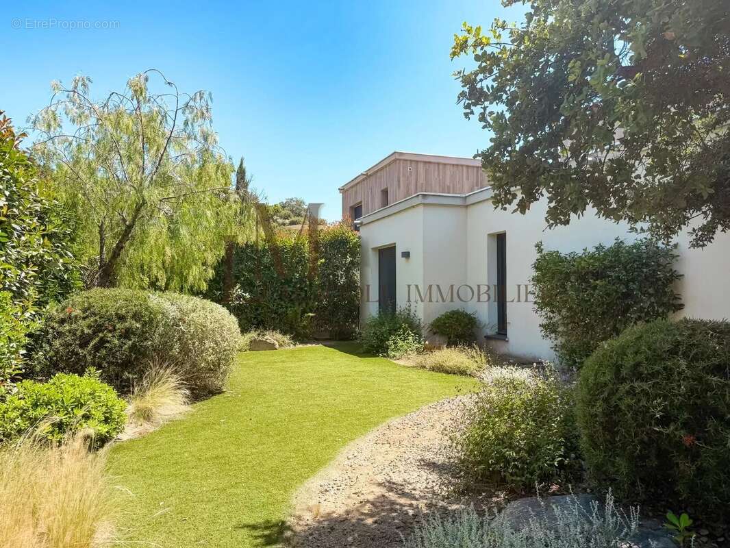 Villa T5 moderne à Porto-Vecchio - photo 22