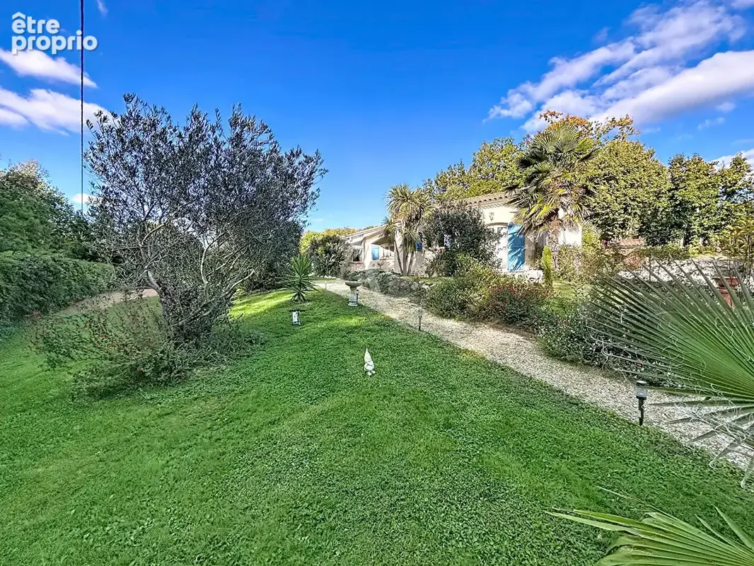 31620 Villaudric 190m² - photo 16