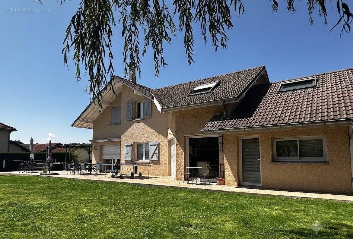 Maison à GROISY
