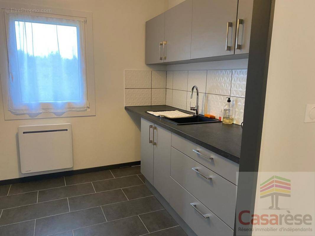 Maison à LA CHAPELLE-SAINT-MESMIN