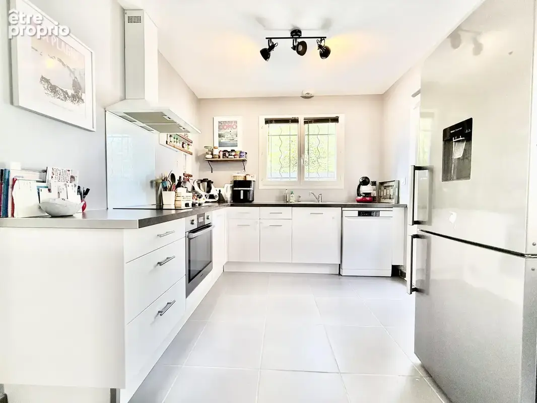 À vendre   Maison récente avec terrasse, piscine et garage à Restinclières - photo 4