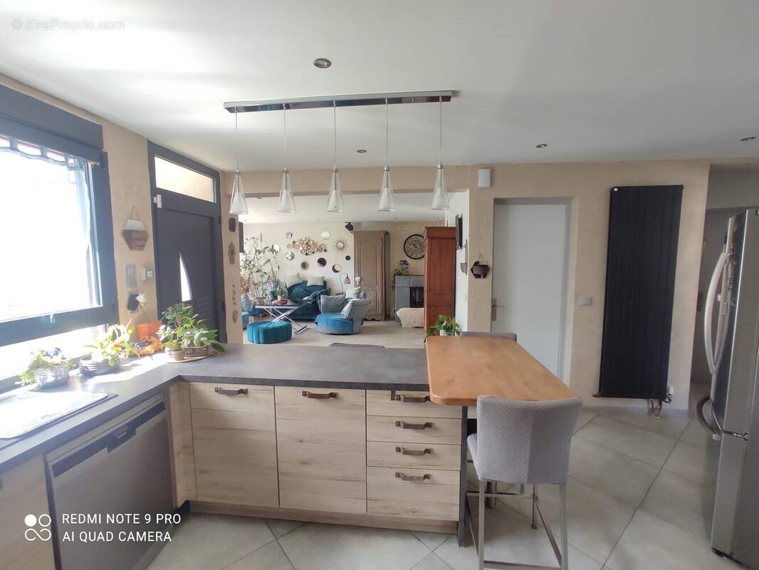 Maison à VIGNEUX-SUR-SEINE