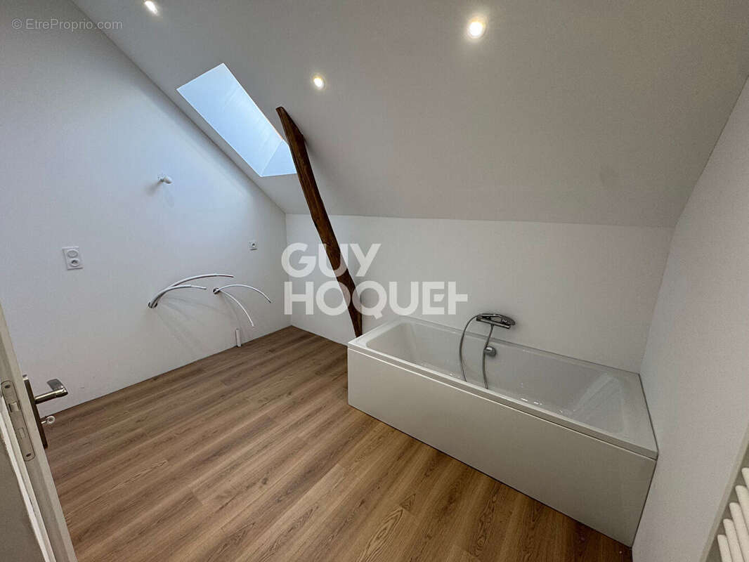 Maison à SAINT-VALLIER