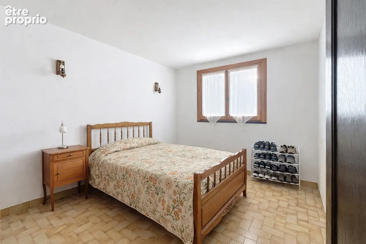 Trois appartements - Fort potentiel - à Roure 06420 - photo 12