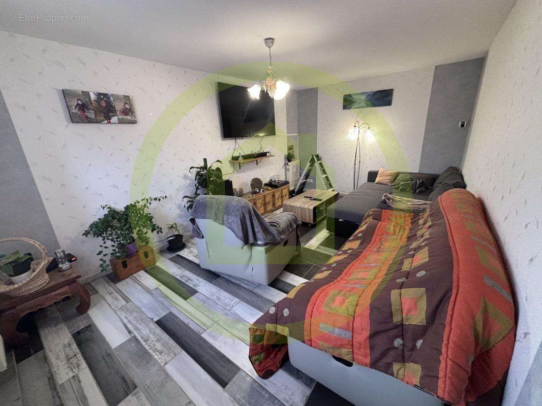 Maison à SAINT-CHABRAIS