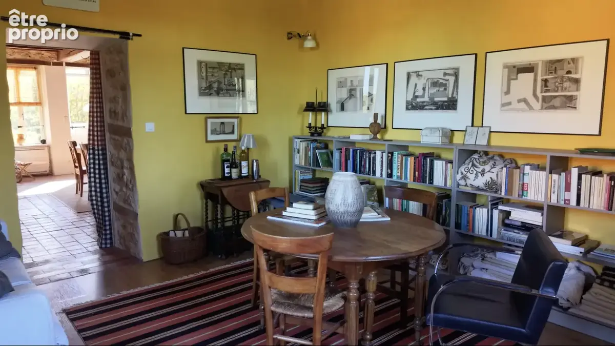 Ensemble de deux maisons dans un hameau paisible - photo 8