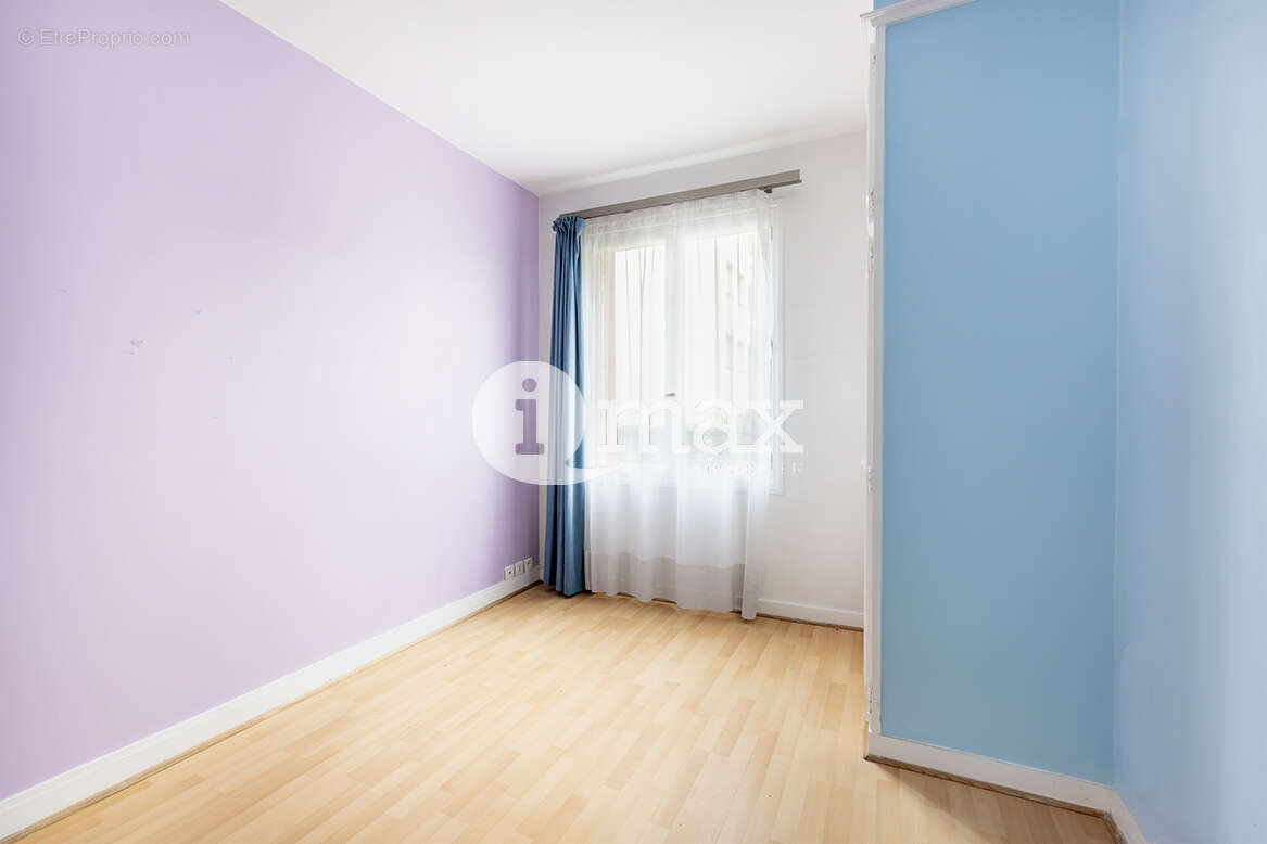 Appartement à LEVALLOIS-PERRET
