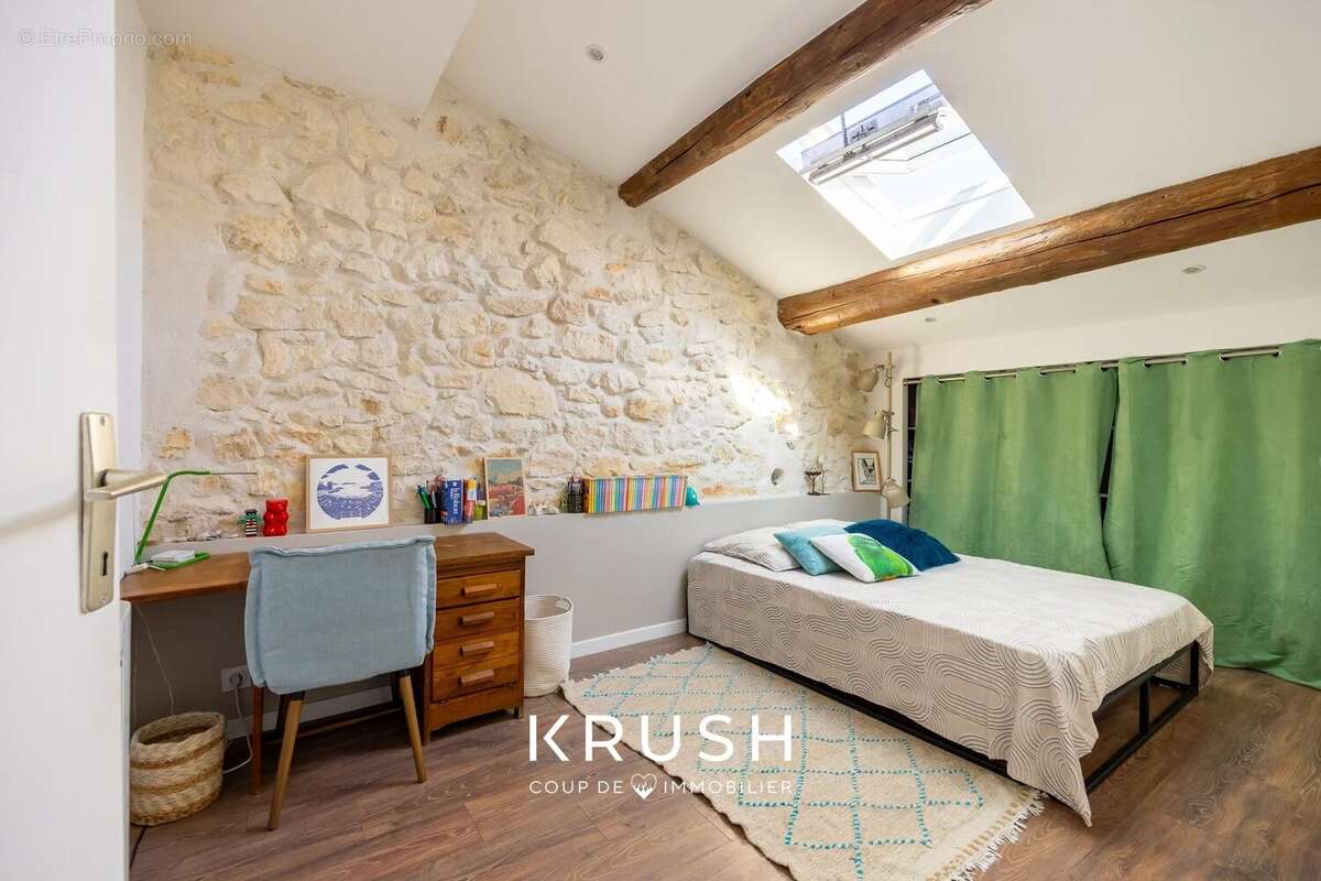 Appartement à MARSEILLE-6E