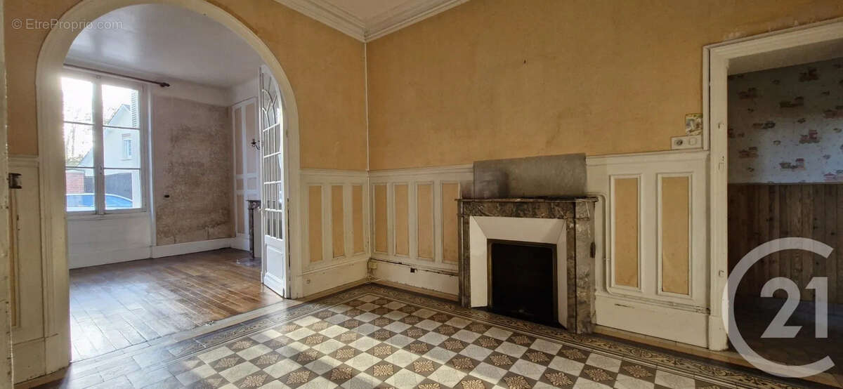 Maison à CLOYES-SUR-LE-LOIR
