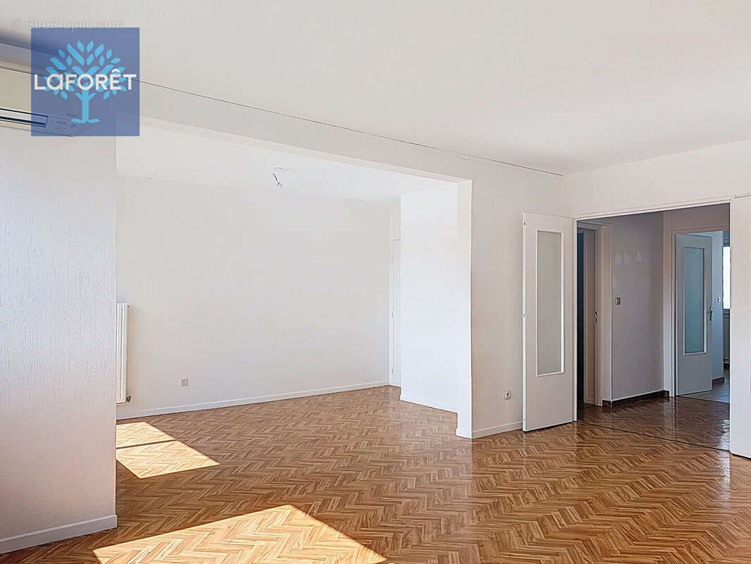 Appartement à OULLINS