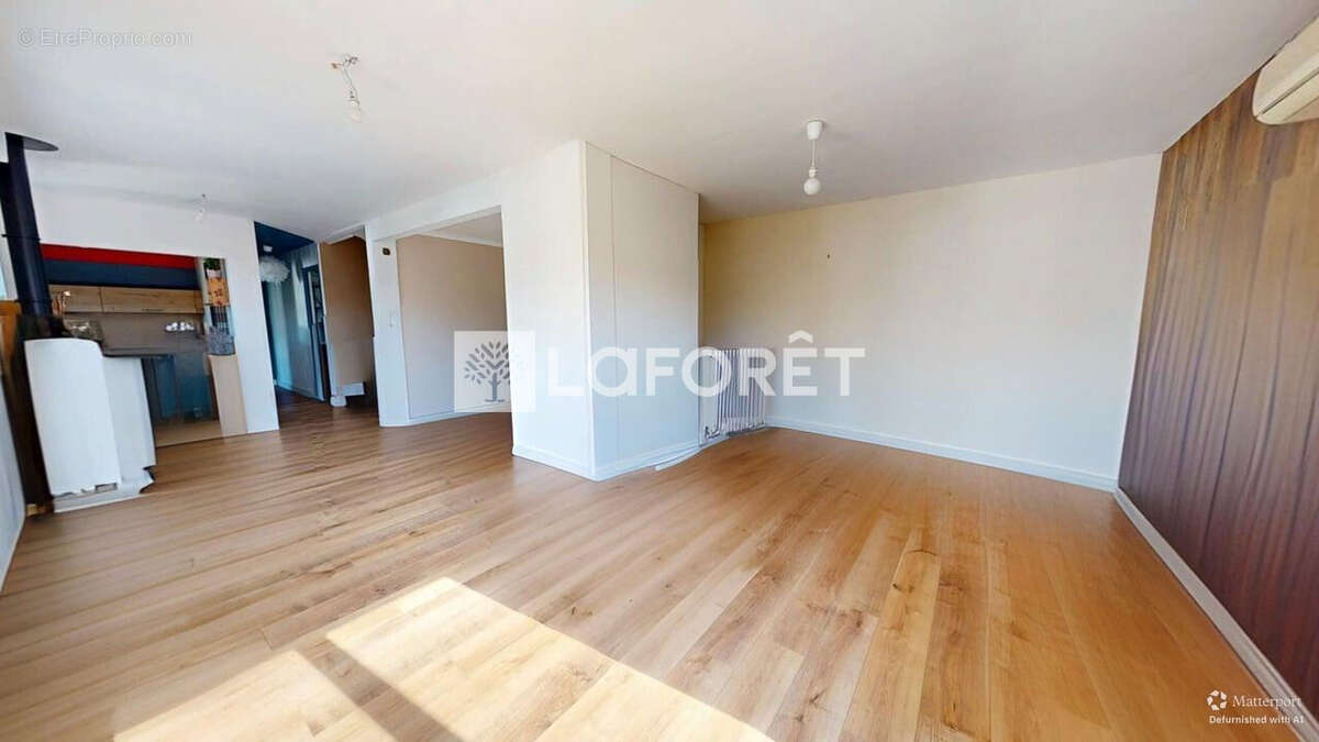 Maison à FONTAINE-LA-MALLET