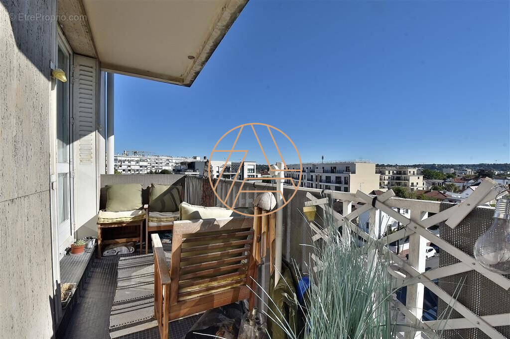 Appartement à SAINT-MAUR-DES-FOSSES