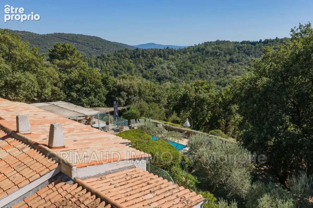 Maison 6 pièces 131 m² à vendre à La Garde-Freinet (83680) - photo 5
