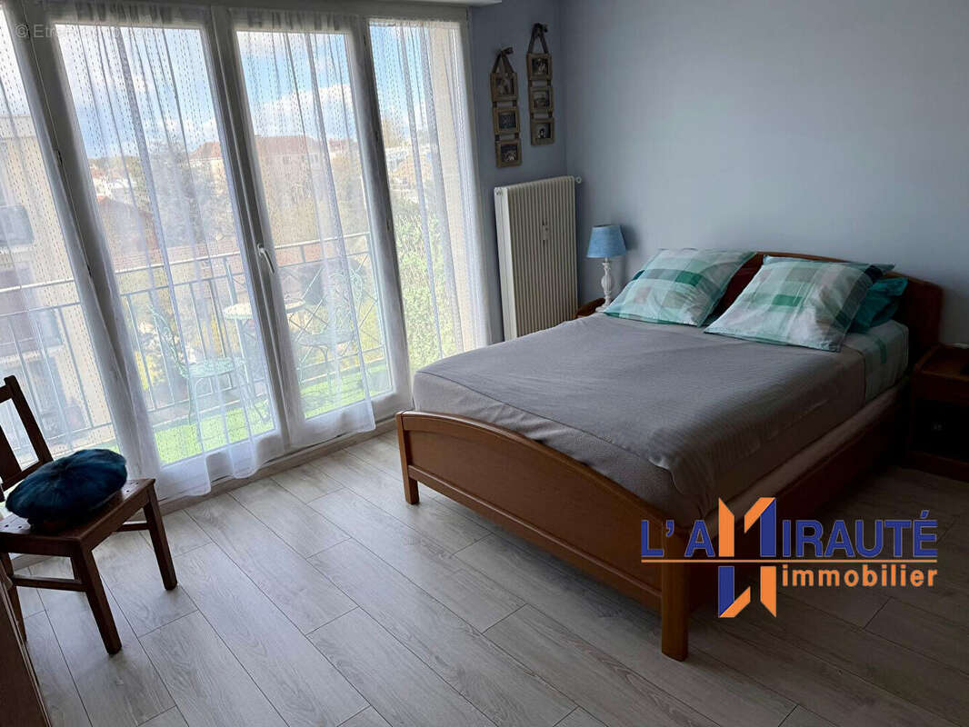 Appartement à MAISONS-LAFFITTE