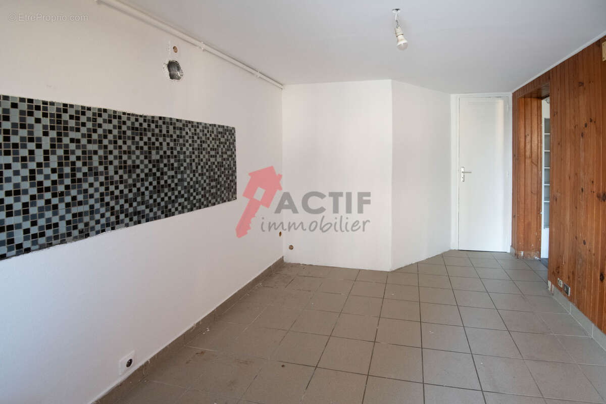 Maison à CORBEIL-ESSONNES