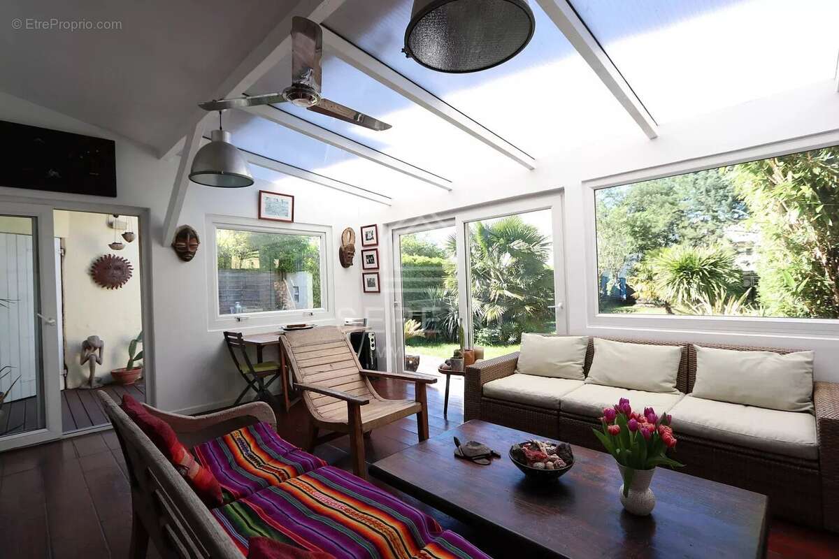 Maison à CHAMPS-SUR-MARNE