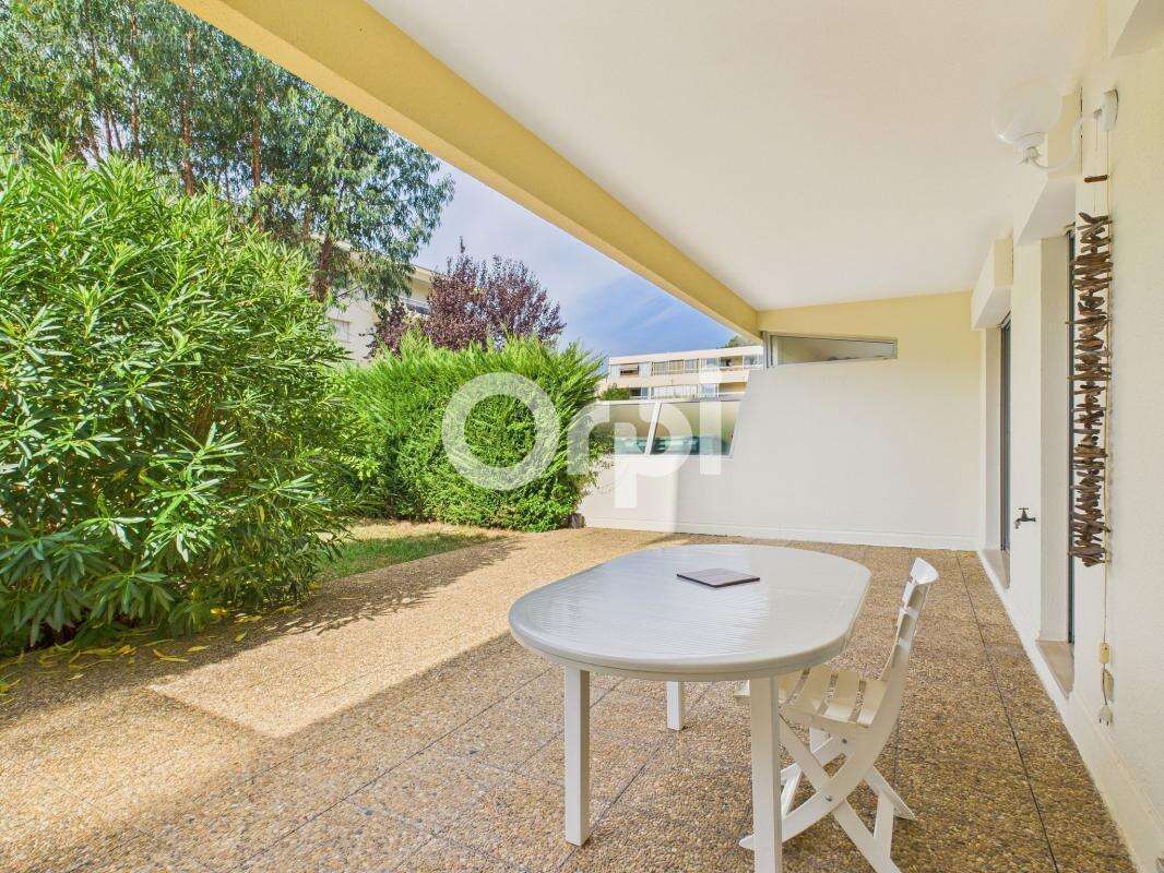 Appartement à MANDELIEU-LA-NAPOULE