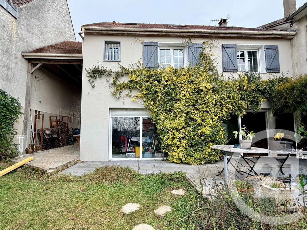 Maison à THORIGNY-SUR-MARNE