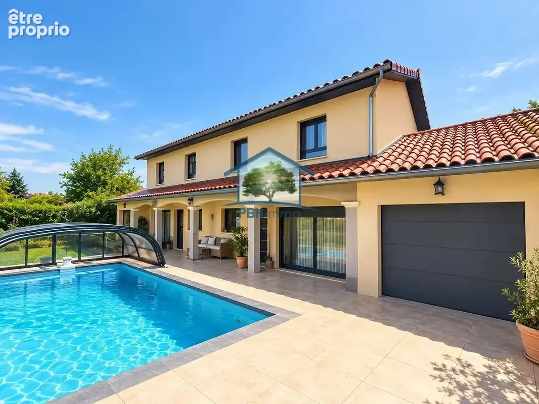 L'ISLE D'ABEAU, ensemble immobilier de deux villas avec piscine. - photo 1