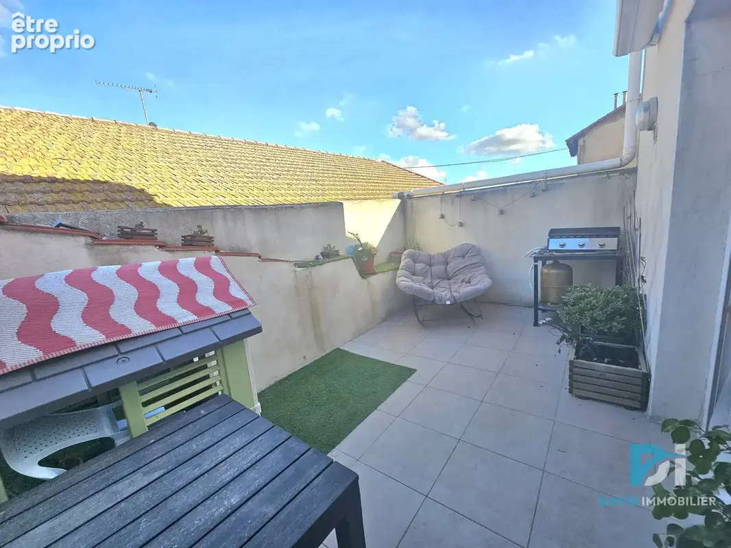 maison de village avec garage et terrasse - photo 3
