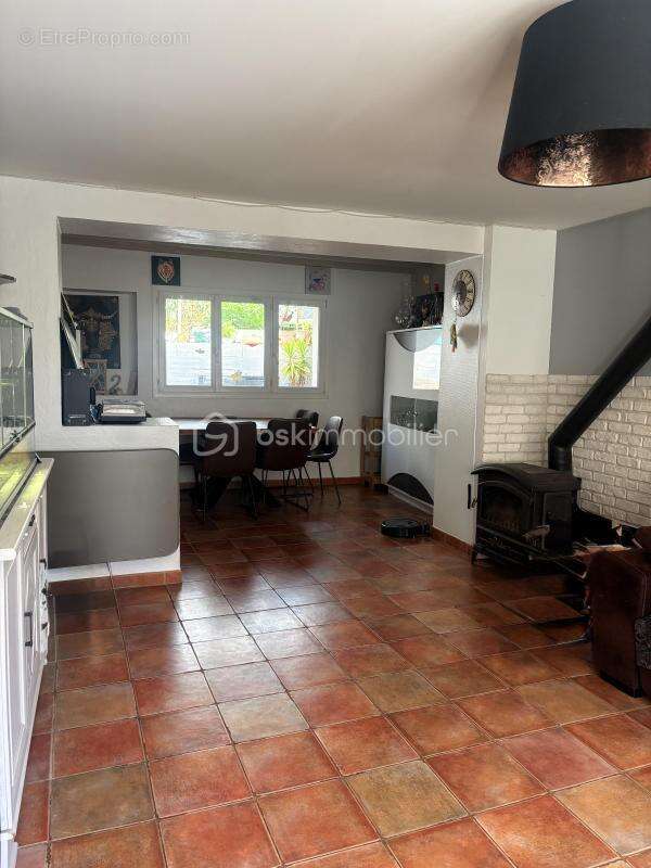 Maison à THAON