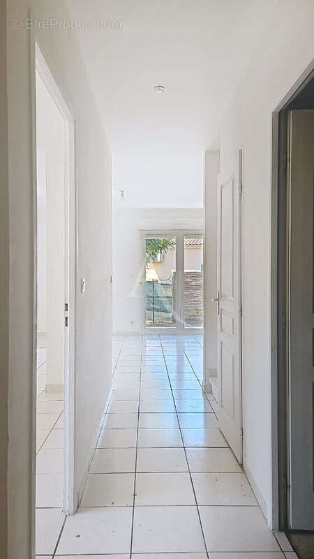 Gratentour centre , villa T3 - photo 8