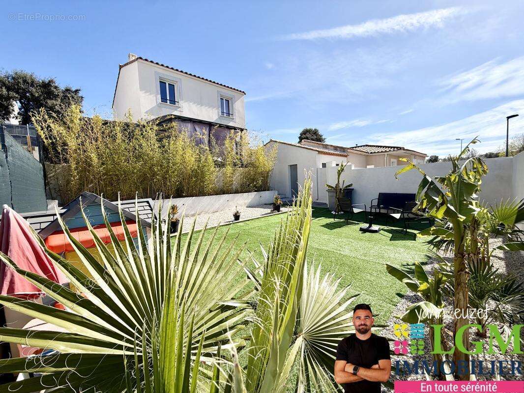 Maison à MILHAUD