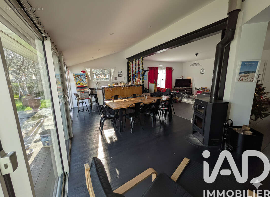 Photo 5 - Maison à SAUBRIGUES