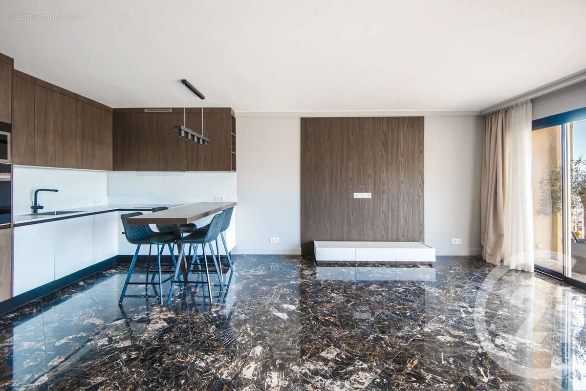 Appartement à VILLEFRANCHE-SUR-MER