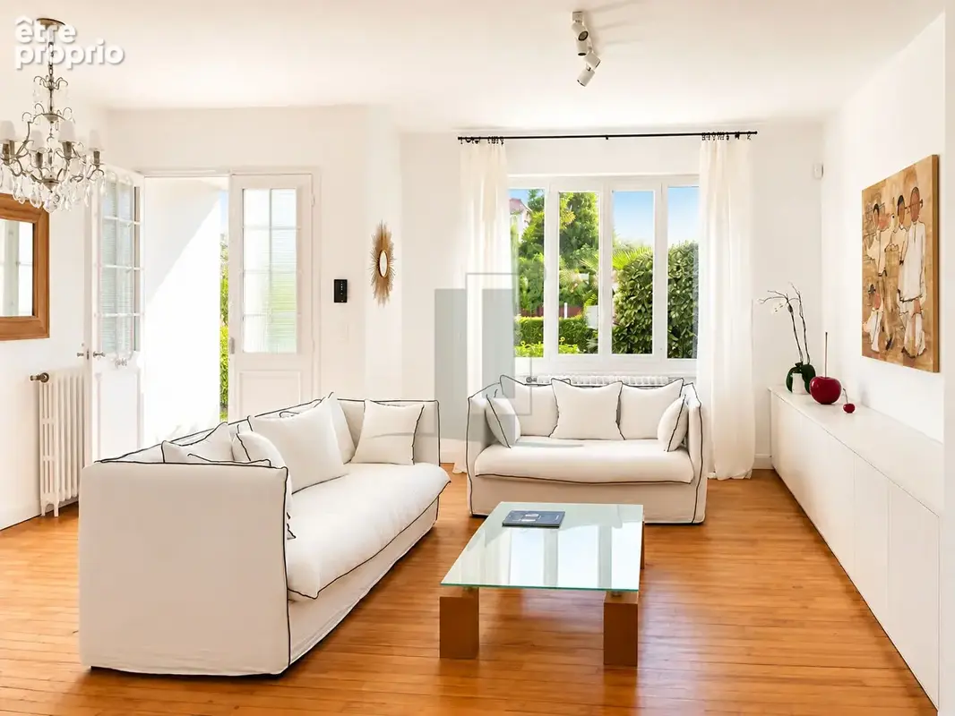 Agréable maison familiale de plain pied avec piscine - photo 3