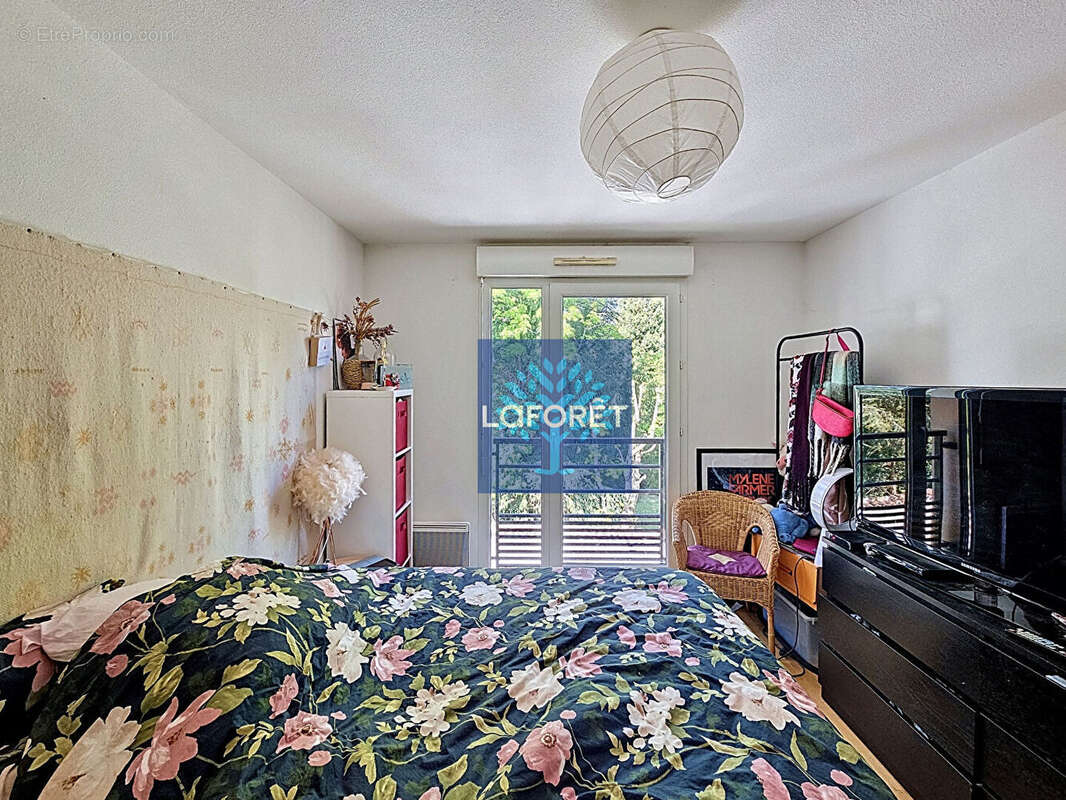 Appartement à SAINT-GENIS-LAVAL