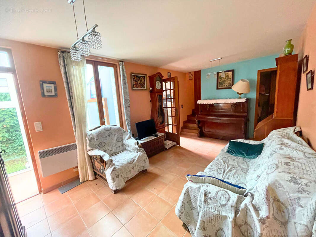 Maison à NEUILLY-PLAISANCE