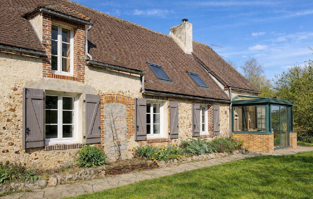 Maison à MEAUCE
