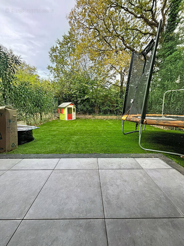 Appartement à ROUSSET