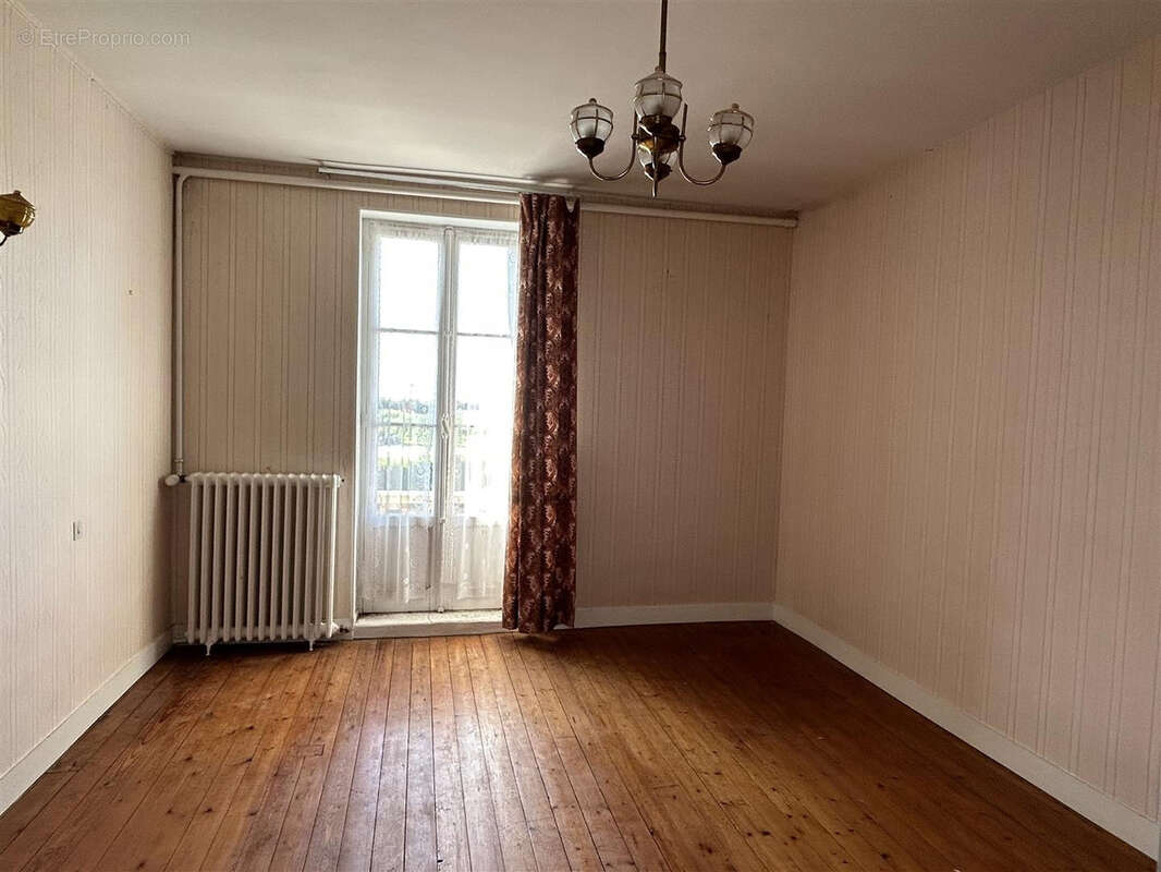 Maison à LE MERLERAULT