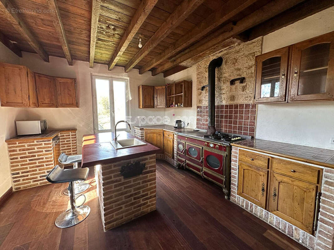 Maison à MONTVILLE