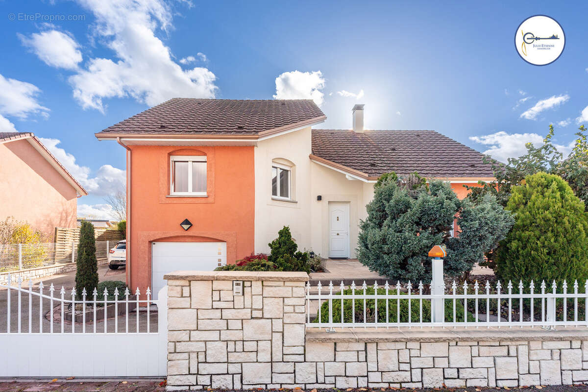 Maison à THAON-LES-VOSGES