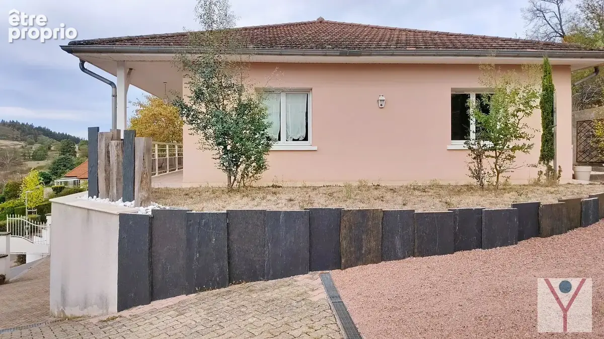 Maison 8 pièces 211 m² à vendre à Chauffailles (71170) - photo 3