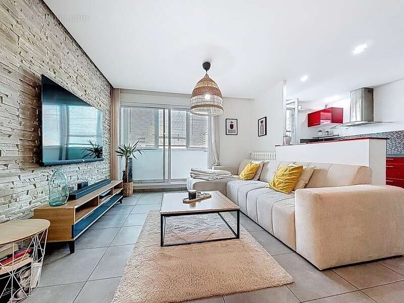 Appartement à RILLIEUX-LA-PAPE