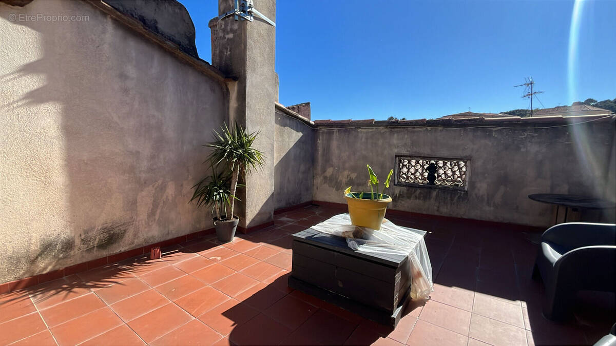 Appartement à OLLIOULES