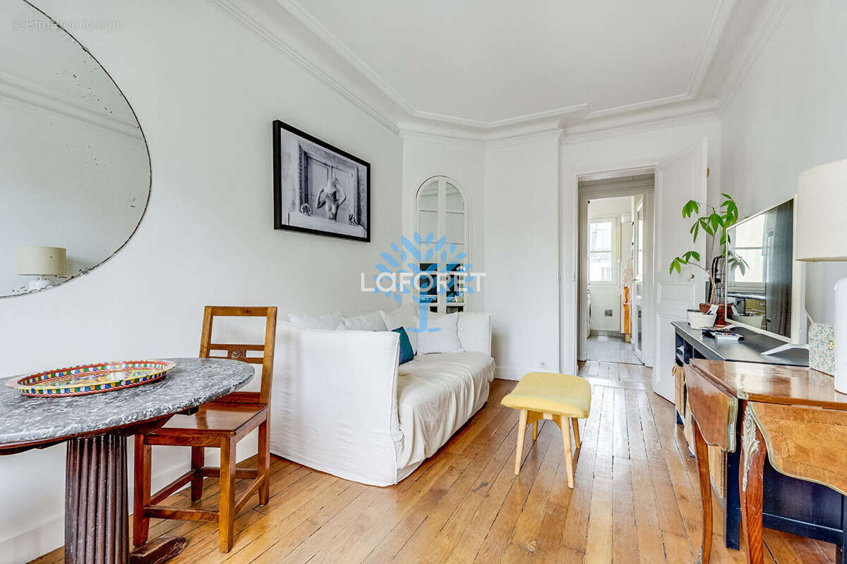 Appartement à PARIS-12E