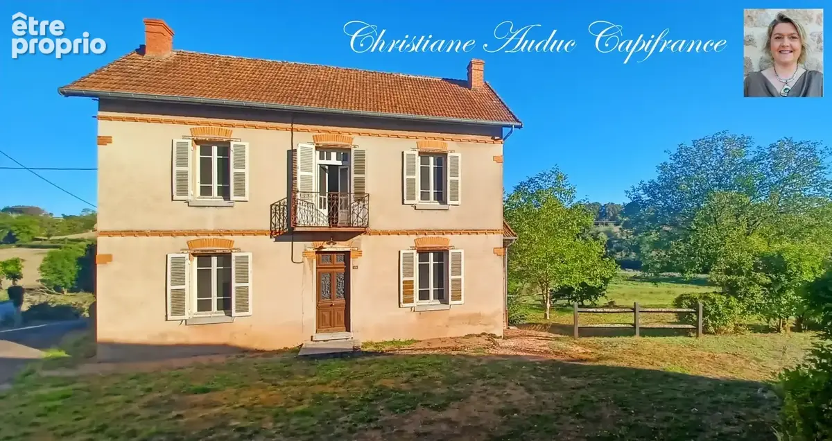 Maison à VENDENESSE-LES-CHAROLLES