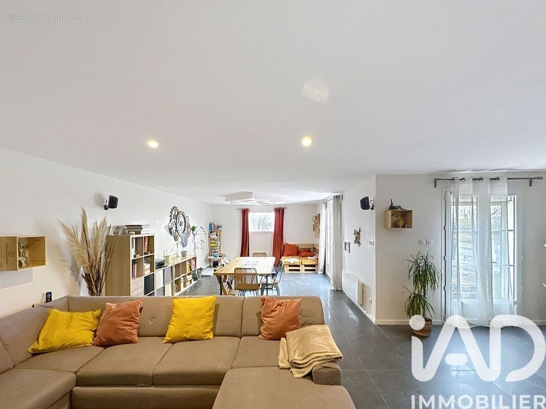 Photo 1 - Maison à BEDARRIDES