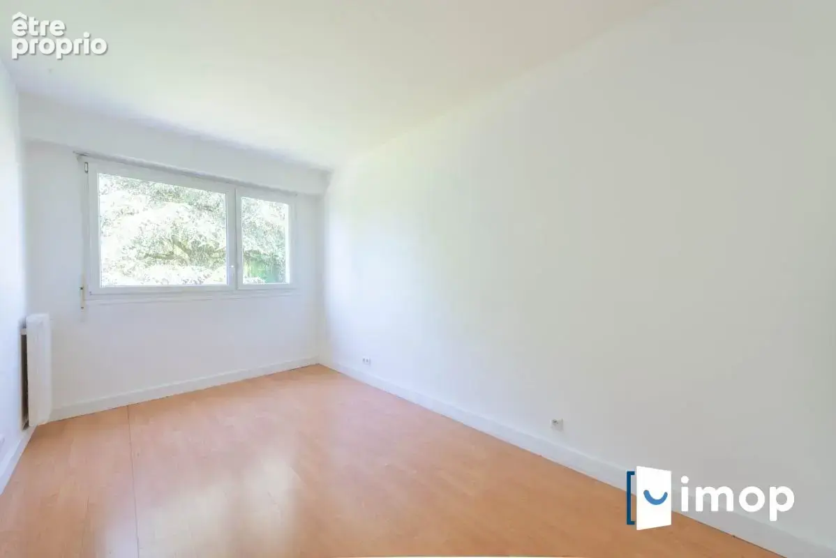 Spacieux 5 pièces traversant avec balcon et parking - photo 7