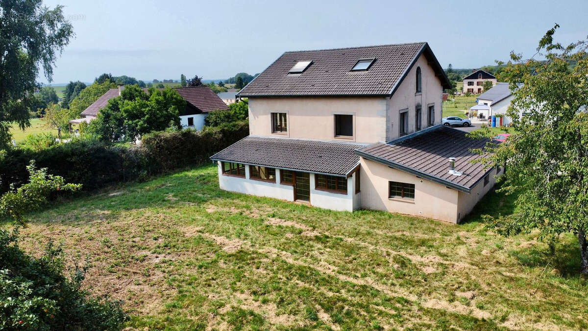 Maison à LE CLERJUS