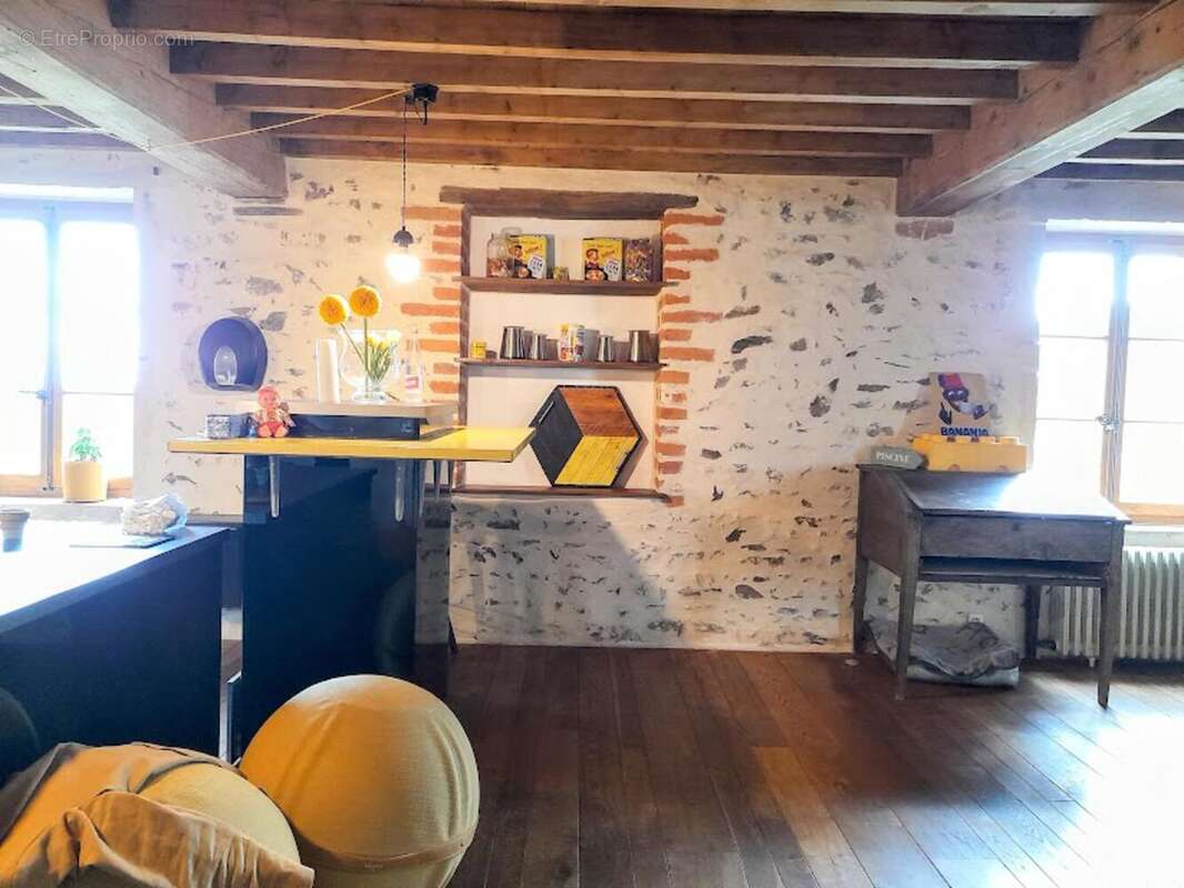 Photo 5 - Maison à VAUX-EN-BEAUJOLAIS