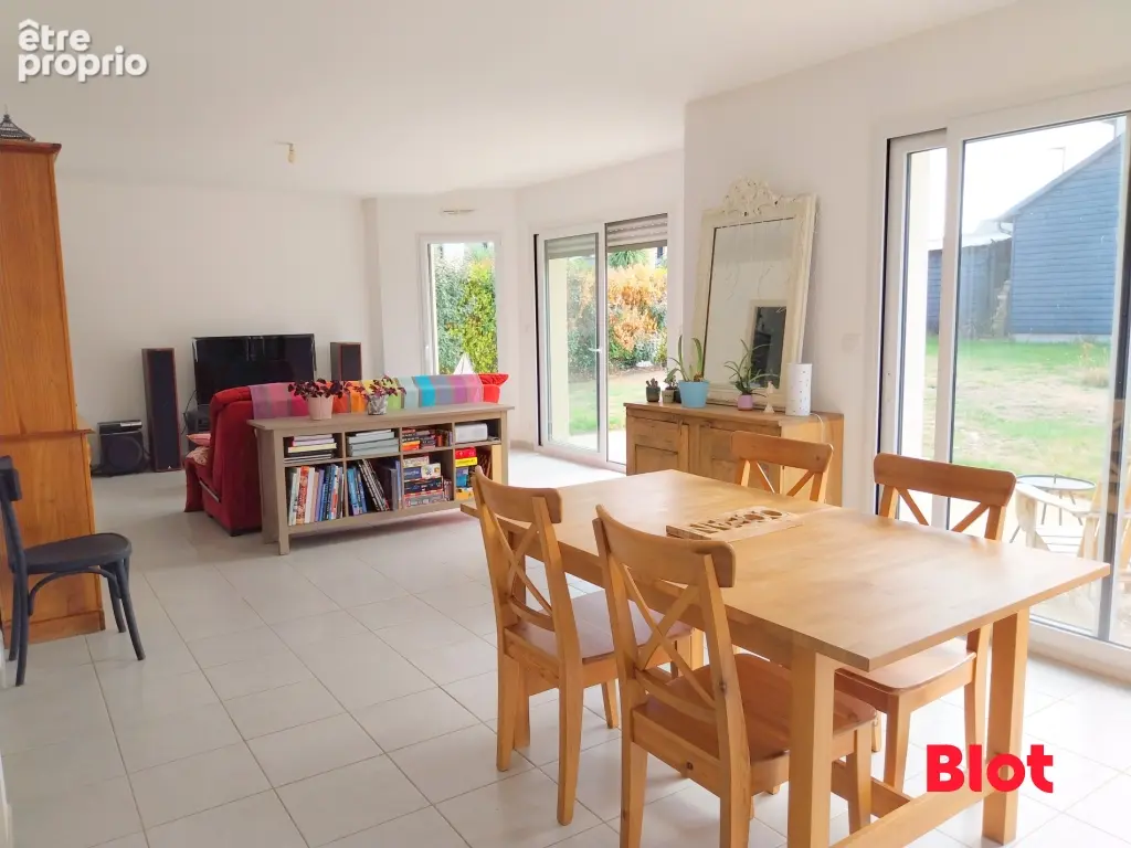 Maison 128 m² à Saint-Malo  - photo 4