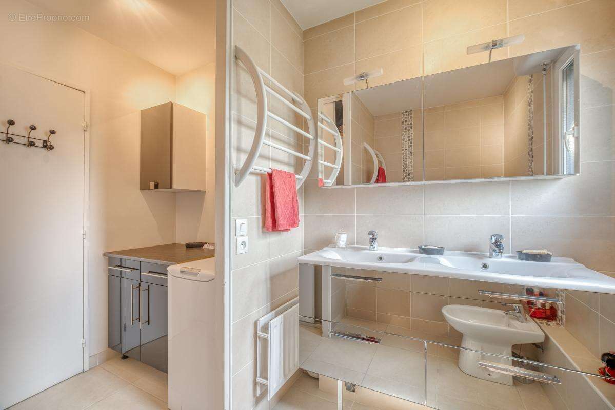 Appartement à CARRIERES-SUR-SEINE